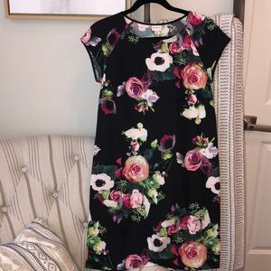 Worn 1x Merona shift dress black w floral pattern